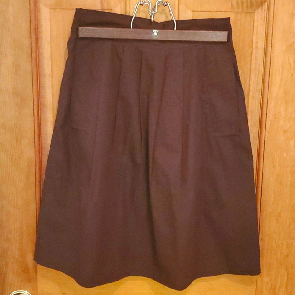 Michael Kors box pleated skirt fully lined size 2 Made in Italy
